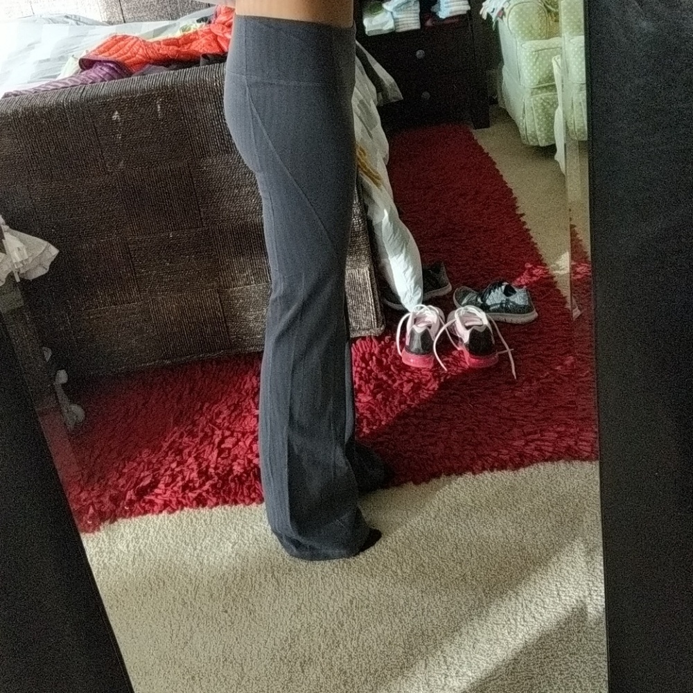 Athleta leisure pant